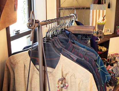 布と糸　店内2